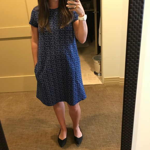 J. McLaughlin Dresses & Skirts - 👗 J. McLaughlin 👗 Cap Sleeve Swing Dress 👗 HP